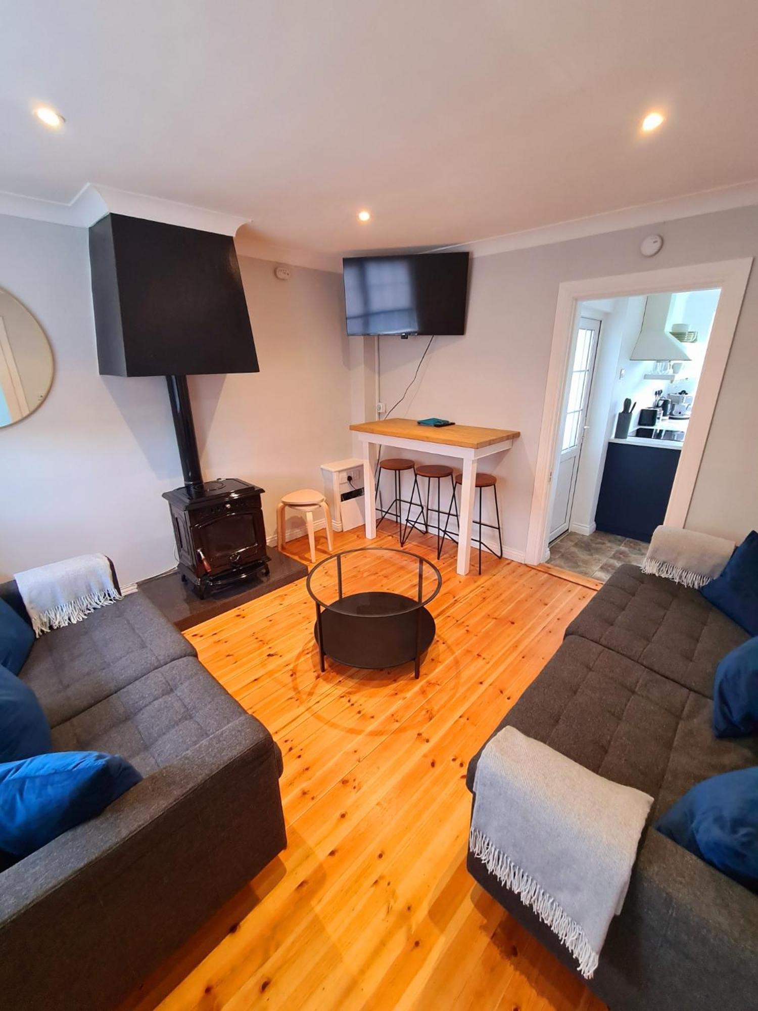 Stylish 3 Bedroom Galway House Exterior photo